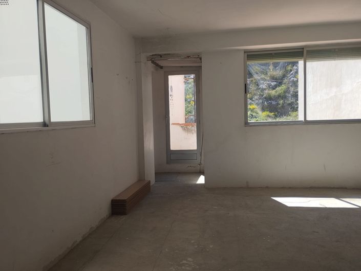 Image No.41-4 Bed Townhouse for sale