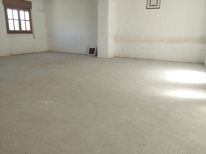 Image No.42-4 Bed Townhouse for sale