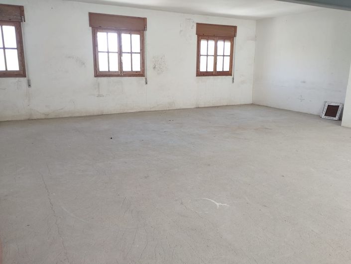 Image No.44-4 Bed Townhouse for sale