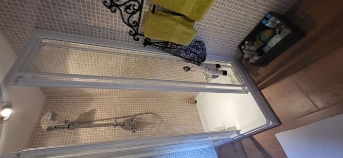 Image No.31-6 Bed Country House for sale