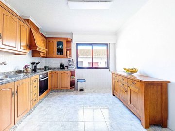 tnkitchen-1-1