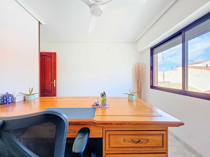 Image No.32-Maison de ville de 3 chambres à vendre à Pinoso