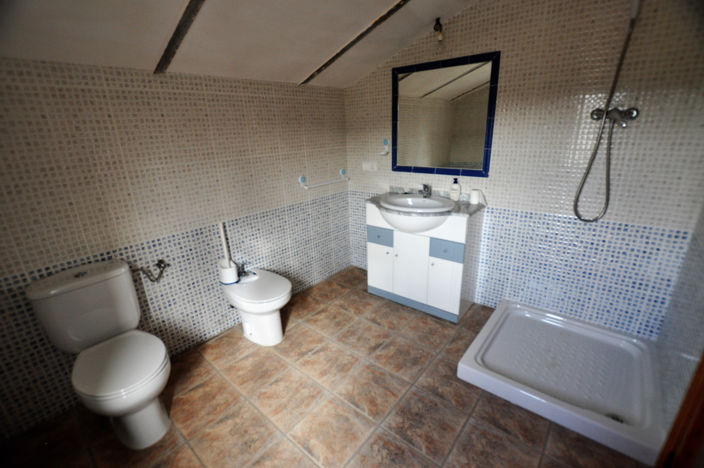 Image No.29-3 Bed Country House for sale