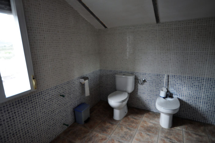 Image No.33-3 Bed Country House for sale