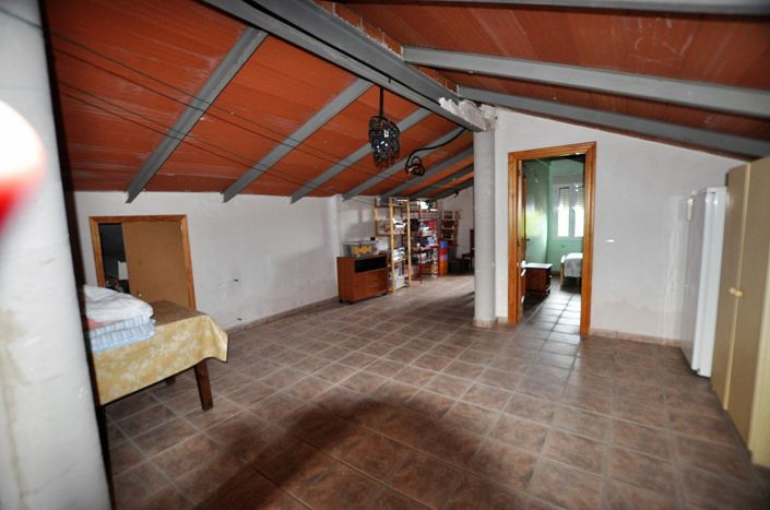 Image No.42-3 Bed Country House for sale