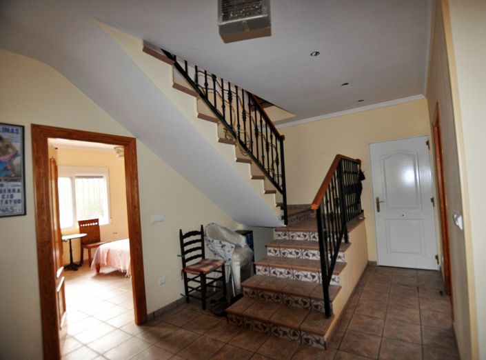 Image No.48-3 Bed Country House for sale