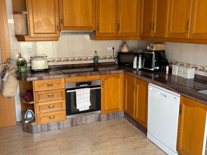 Image No.5-4 Bed Townhouse for sale