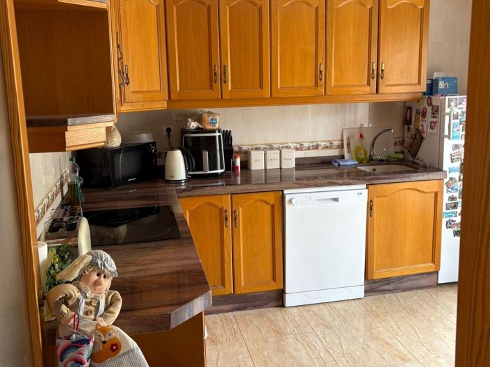 Image No.7-4 Bed Townhouse for sale