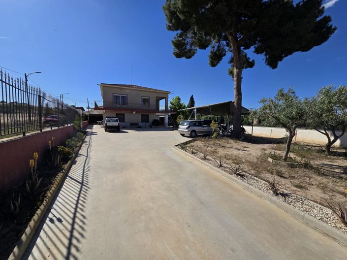 Image No.34-Villa de 6 chambres à vendre à Monóvar