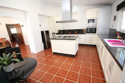 w6-kitchen-1a