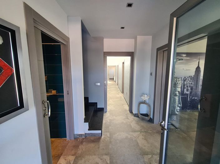 Image No.35-5 Bed Villa for sale