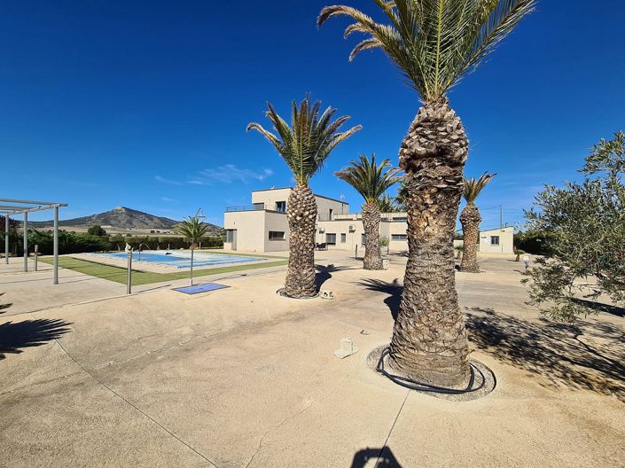 Image No.7-5 Bed Villa for sale