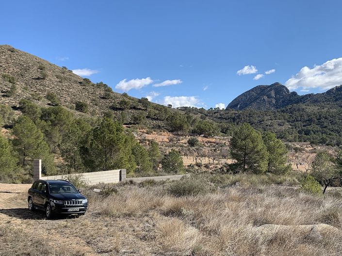 Image No.25-3 Bed Land for sale