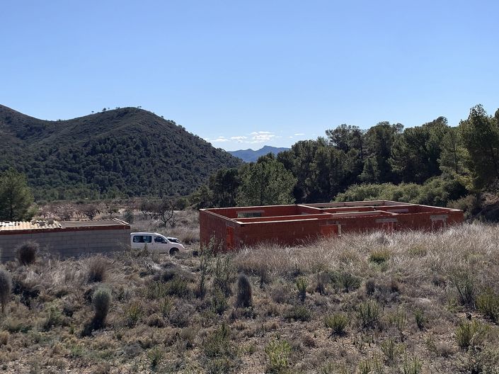 Image No.34-3 Bed Land for sale