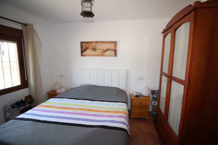 Image No.25-3 Bed Villa for sale