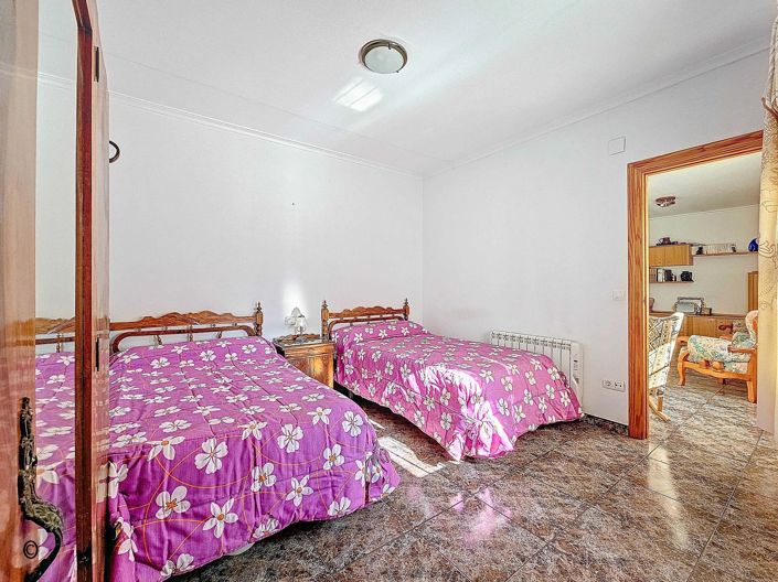 Image No.24-3 Bed Townhouse for sale