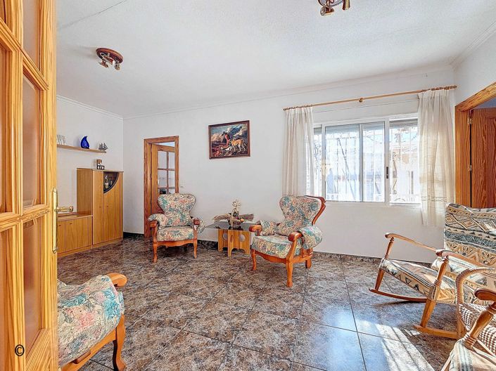 Image No.7-3 Bed Townhouse for sale