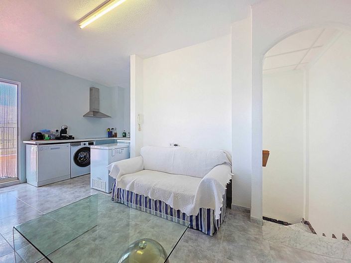 Image No.13-3 Bed Townhouse for sale