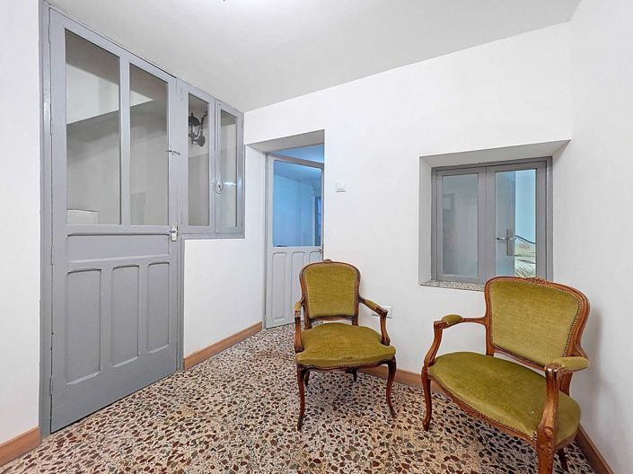 Image No.17-3 Bed Townhouse for sale