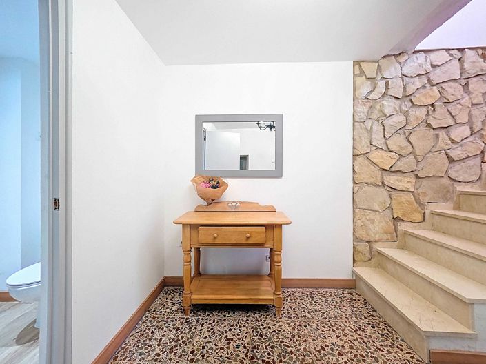 Image No.21-3 Bed Townhouse for sale