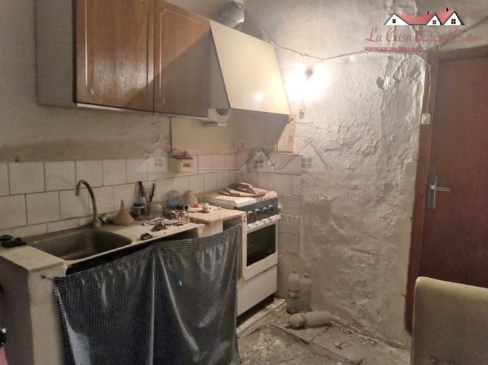 Image No.17-3 Bed Country House for sale