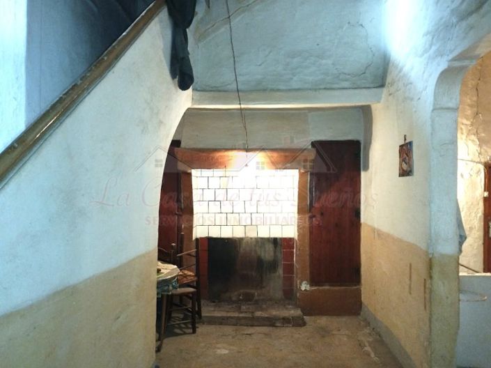 Image No.7-3 Bed Country House for sale