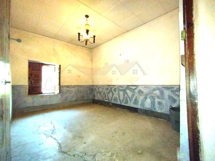 Image No.9-3 Bed Country House for sale