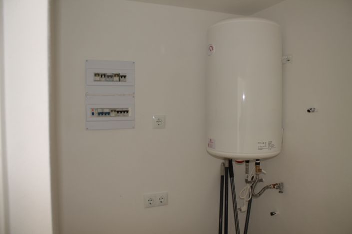 Image No.13-4 Bed Townhouse for sale