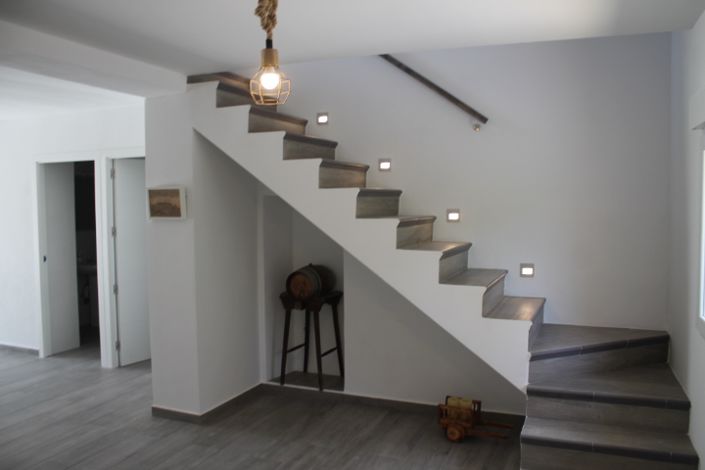 Image No.19-4 Bed Townhouse for sale