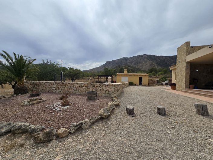 Image No.11-4 Bed Villa for sale