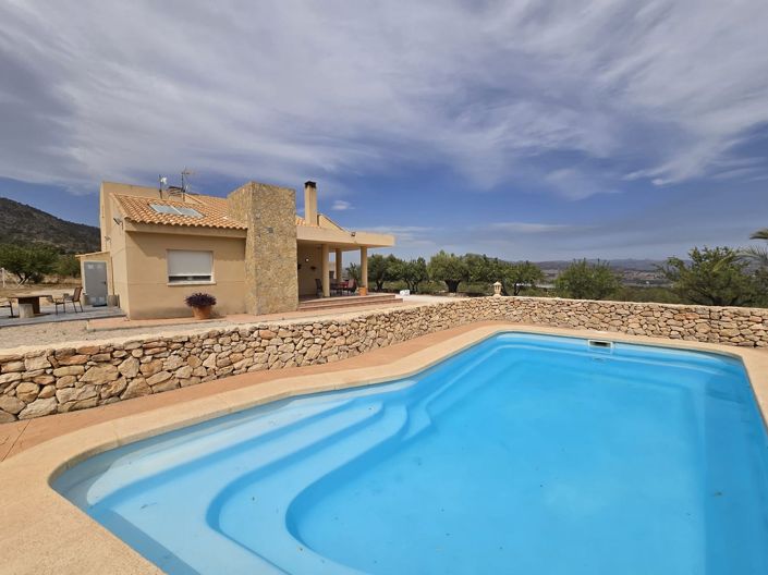 Image No.5-4 Bed Villa for sale