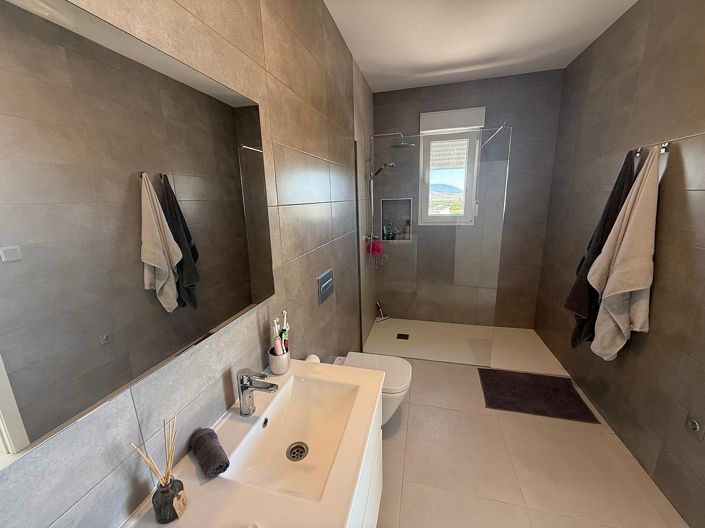 Image No.31-3 Bed Villa for sale