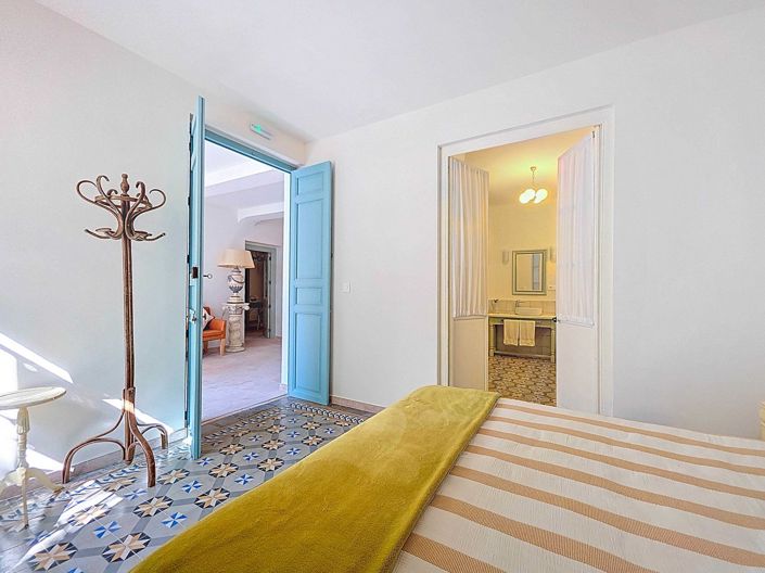 Image No.27-6 Bed Country House for sale