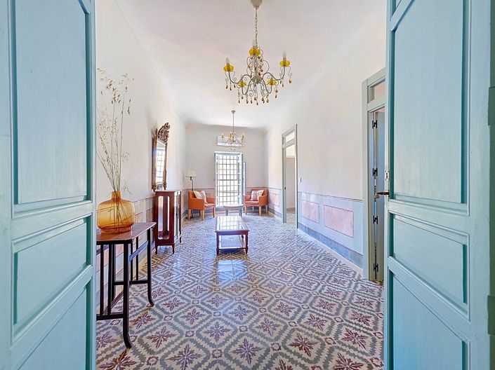 Image No.33-6 Bed Country House for sale