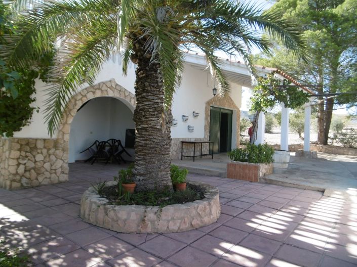 Image No.1-3 Bed Villa for sale