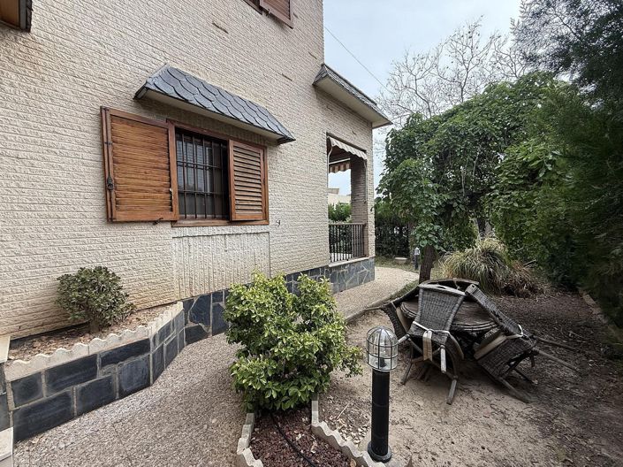 Image No.44-4 Bed Villa for sale