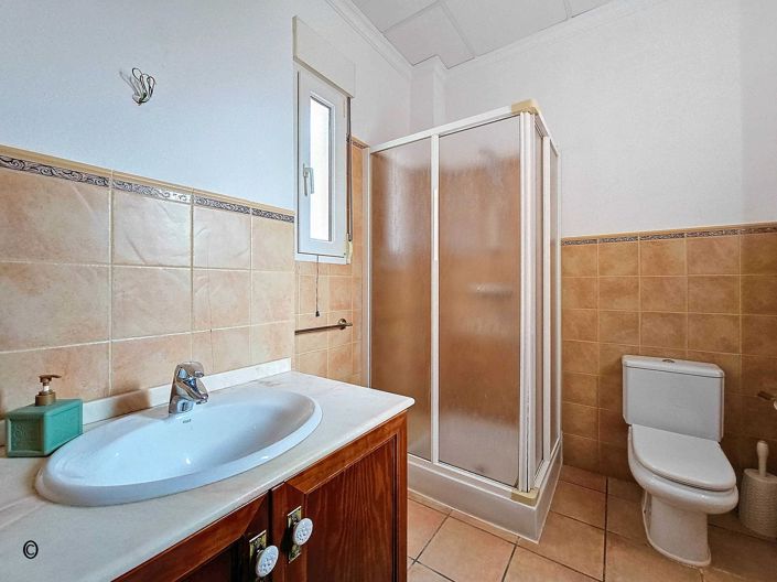 Image No.39-6 Bed Villa for sale