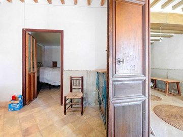 tnbg-room-left-1-c