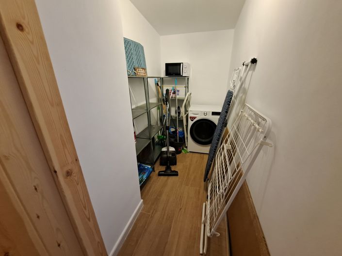 Image No.23-3 Bed Townhouse for sale