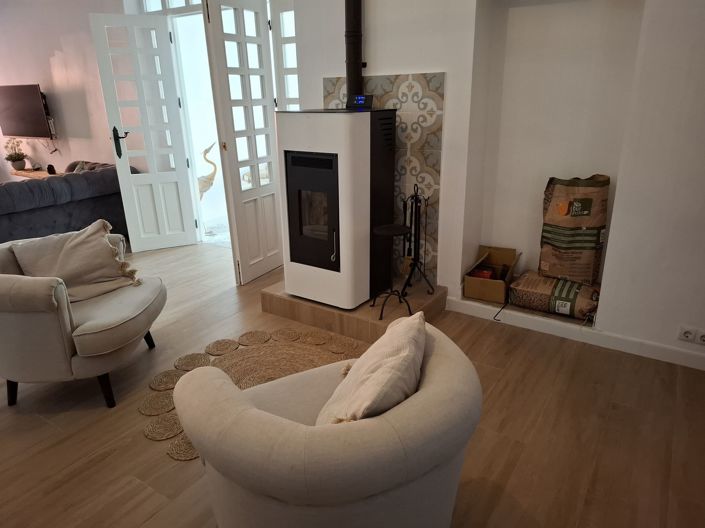 Image No.41-3 Bed Townhouse for sale