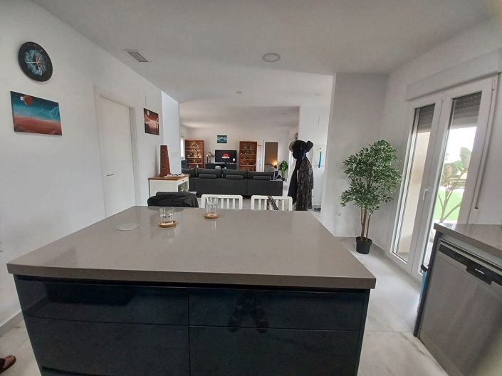 Image No.23-6 Bed Villa for sale