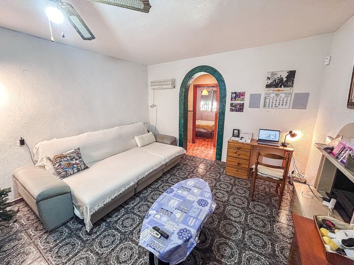 Image No.26-4 Bed Country House for sale