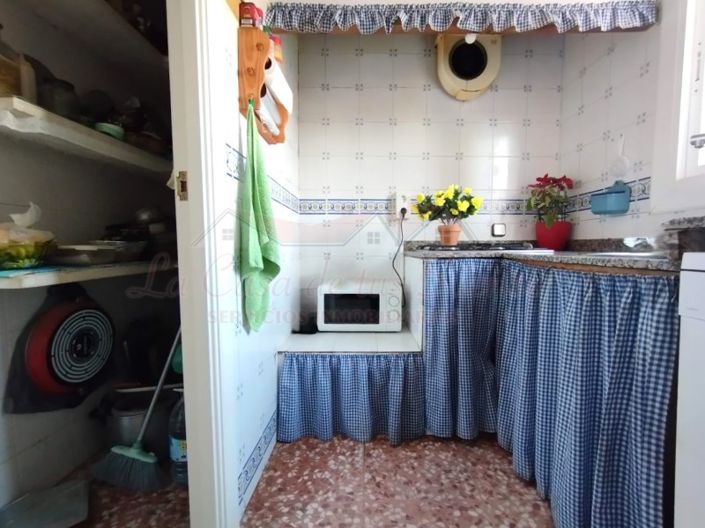 Image No.14-4 Bed Country House for sale