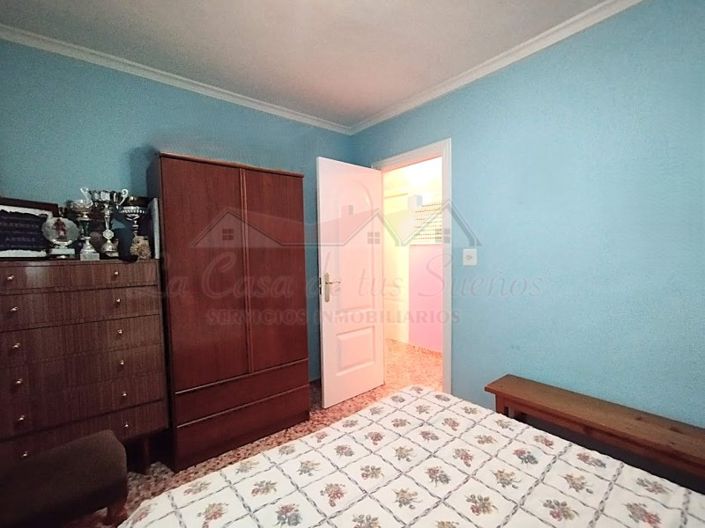 Image No.29-4 Bed Country House for sale