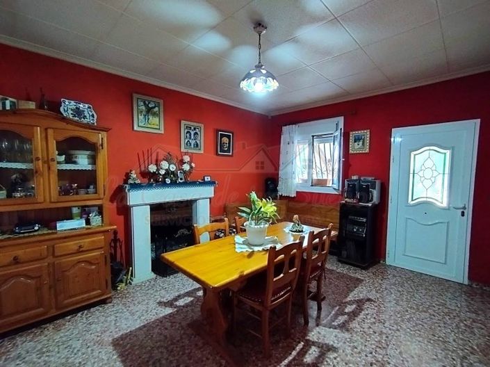 Image No.8-4 Bed Country House for sale