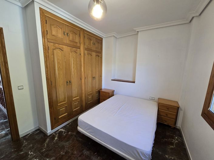 Image No.34-4 Bed Townhouse for sale