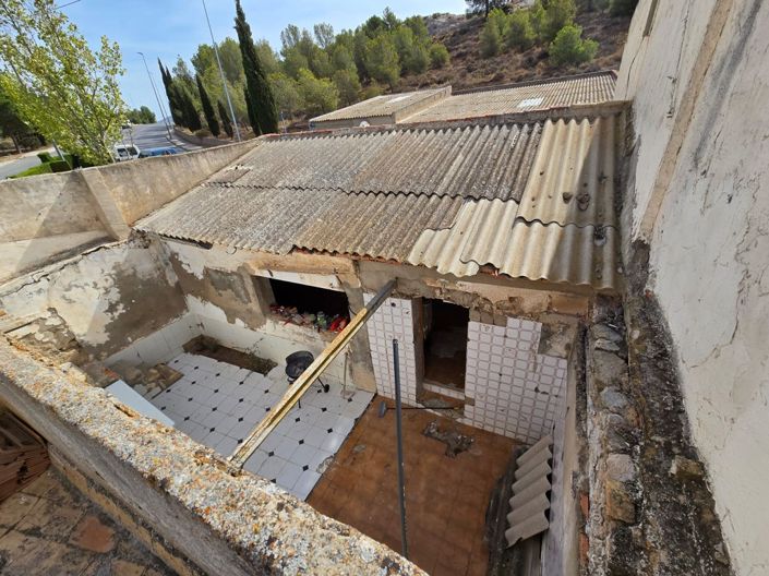 Image No.50-5 Bed Townhouse for sale