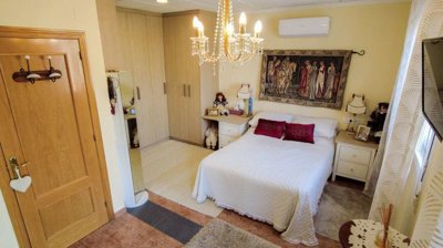30570-villa-for-sale-in-caudete-1913192-large