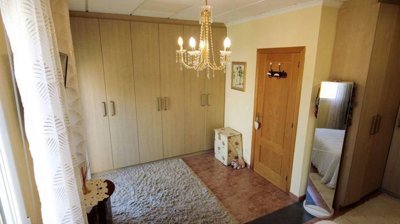 30570-villa-for-sale-in-caudete-1913194-large