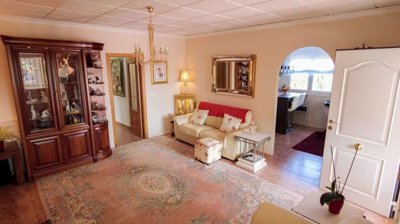 30570-villa-for-sale-in-caudete-1913196-large